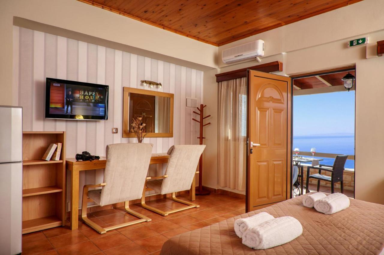 Annaview Apartments & Suites ปลาเกียส ภายนอก รูปภาพ